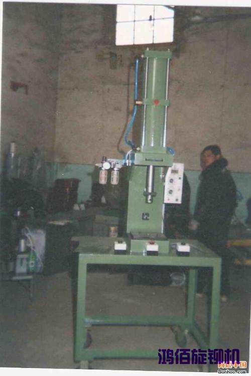 ˫ͷí�����������ص�